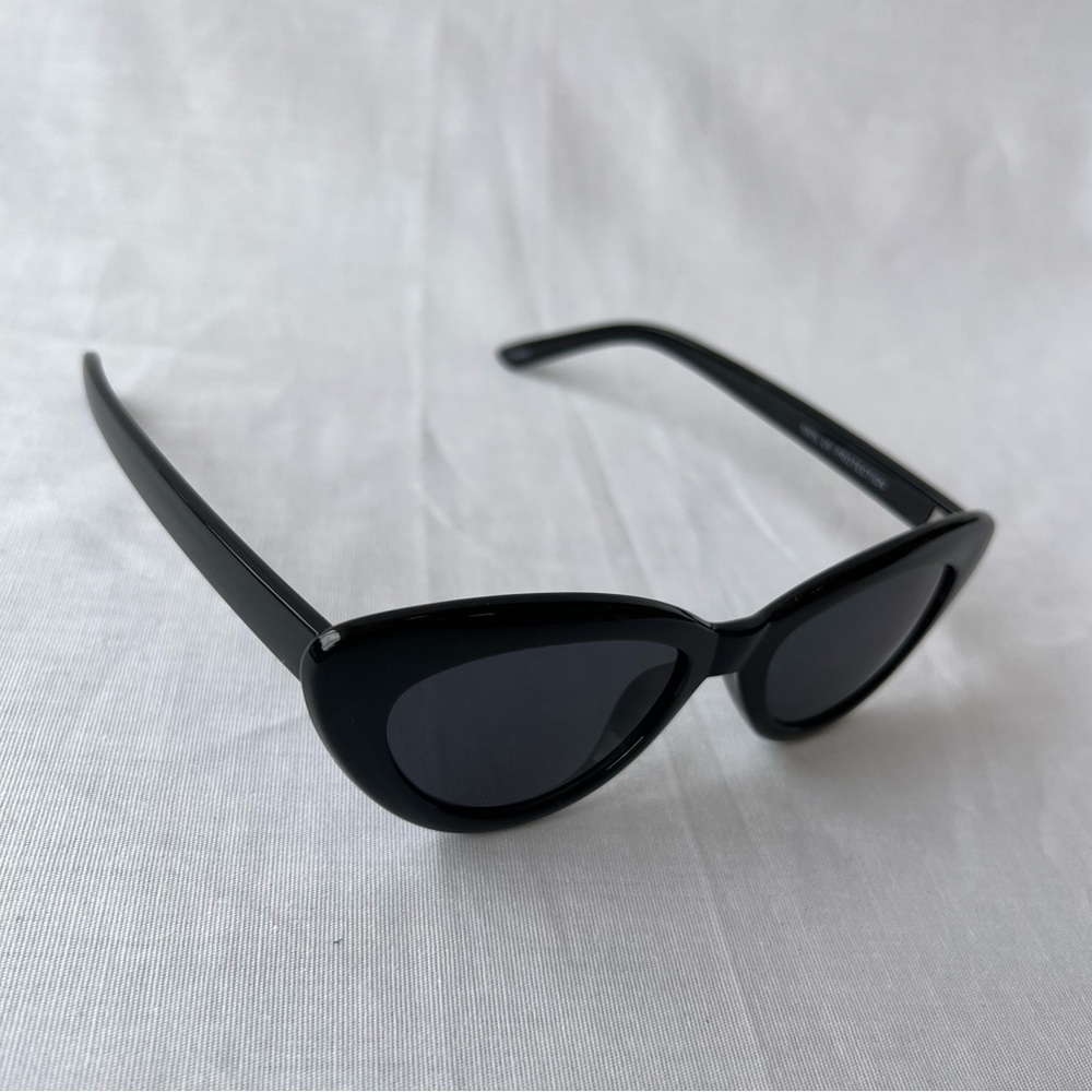 Black Cat-Eye Sunglasses